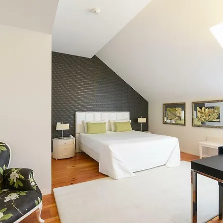 ゲストハウス Sundial Gardens & Suites Sandim
