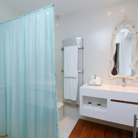 Szálloda Sundial Gardens & Suites 4*