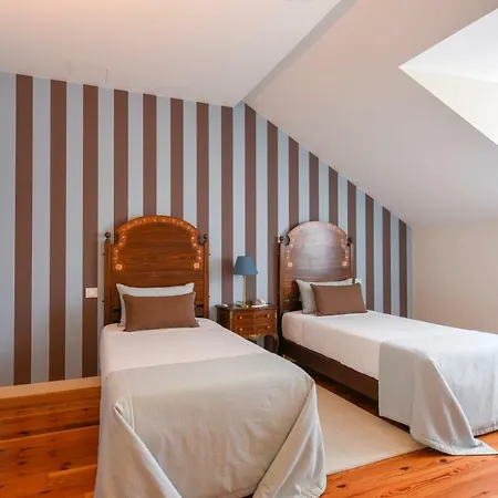 Sundial Gardens & Suites ゲストハウス