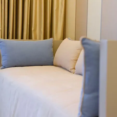 Sundial Gardens & Suites Szálloda Sandim