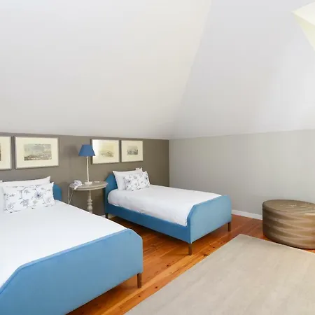 Sundial Gardens & Suites ゲストハウス