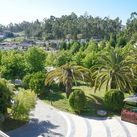 Sundial Gardens & Suites 4*