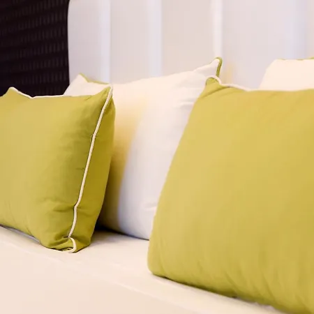 ゲストハウス Sundial Gardens & Suites 4*