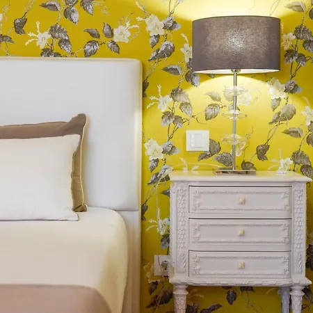 Sundial Gardens & Suites Sandim