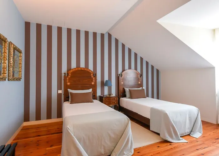 Sundial Gardens & Suites Hotel