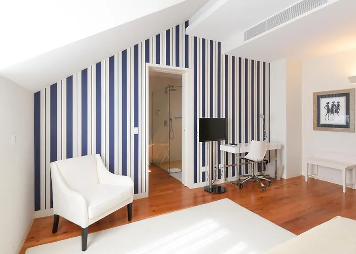 Hotel Sundial Gardens & Suites 4*